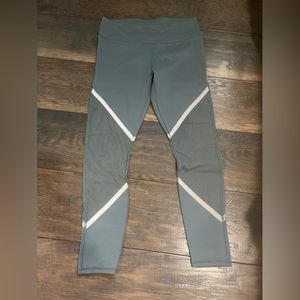 Green Fabletics leggings